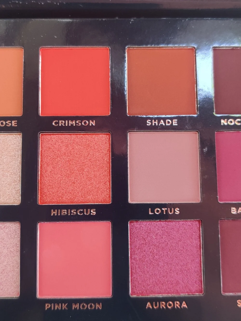 Ace Beauté Scarlet Dusk Blush Palette - Black & Rose Gold